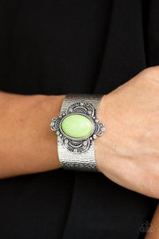 Paparazzi Yes I CANYON - Green Stone - Silver Hammered Cuff Bracelet