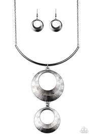 Egyptian Eclipse - Gunmetal Necklace