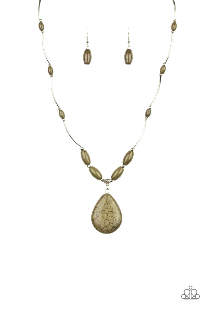 Cosmic getaway shop green necklace paparazzi
