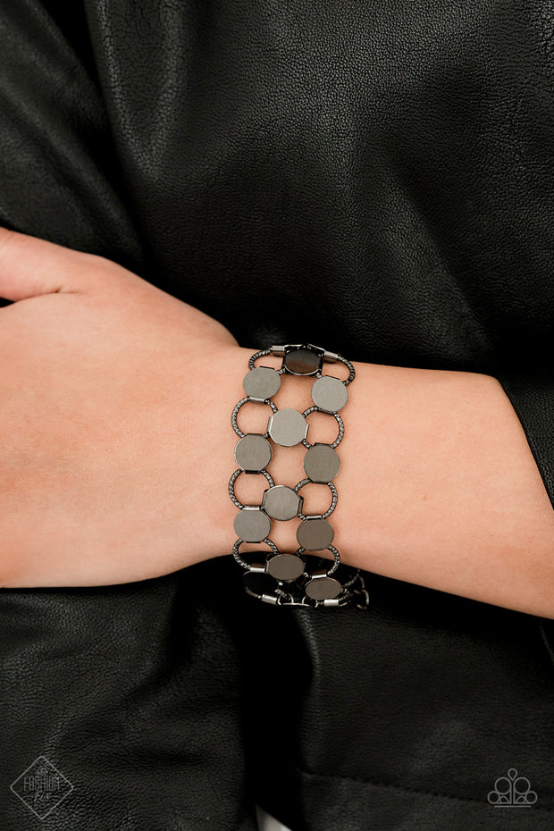 Cast a Wider Net - black - Paparazzi bracelet