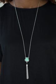 The GLOW Show - green - Paparazzi necklace